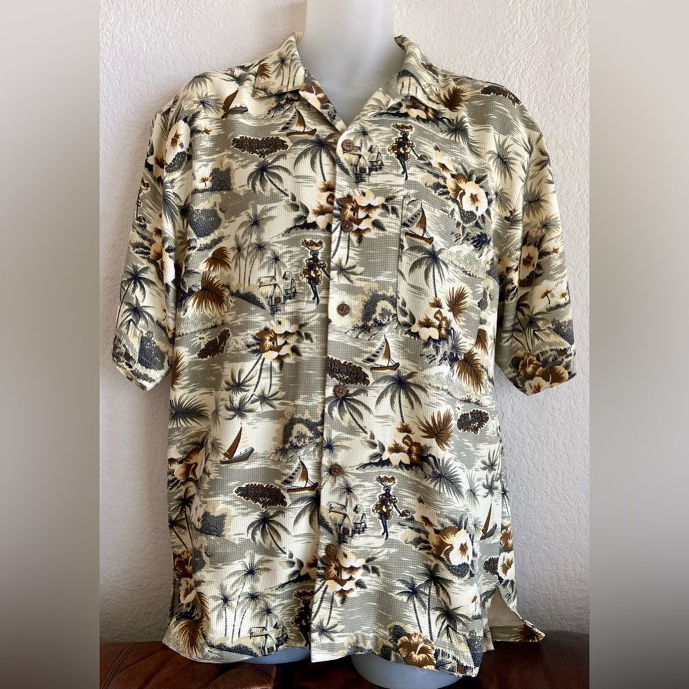 Tommy Bahama Set of Four Shirts 100% Silk Medium. - Picture 2 of 13
